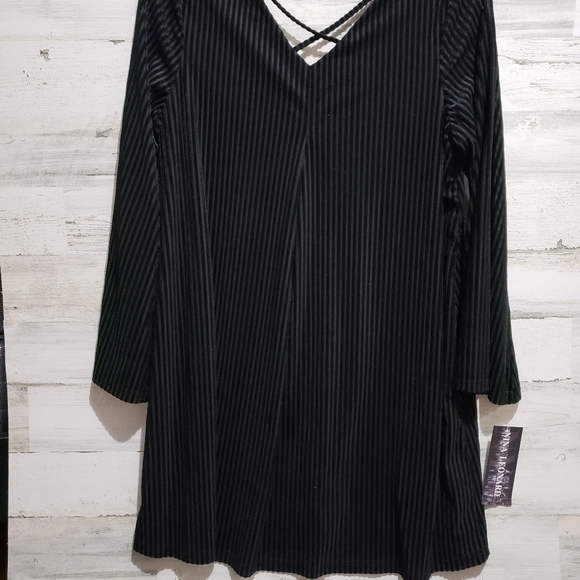 Black Flowy Dress - Picture 2 of 6